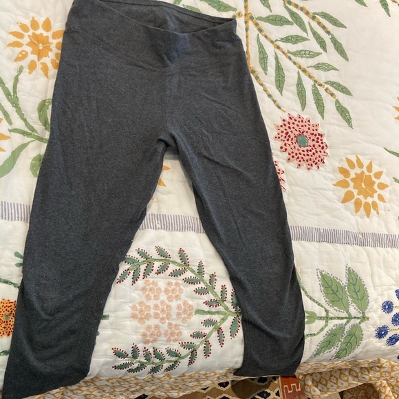 Pact Gray Organic Cotton Leggings Soft Stretchy Fit - Picture 3 of 5